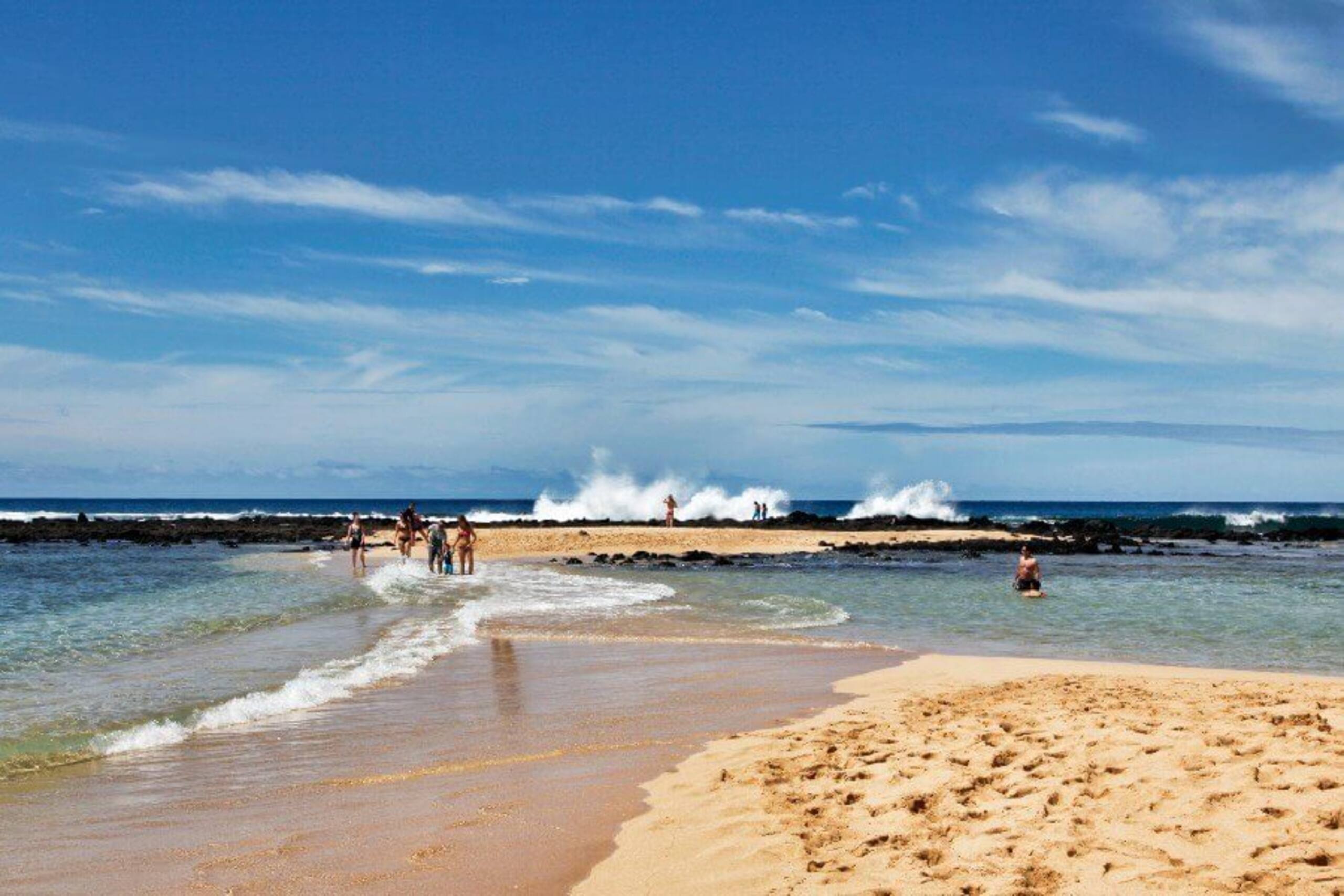 Condo in Koloa · ★4.67 · 3 bedrooms · 4 beds · 2 private baths - Image 29