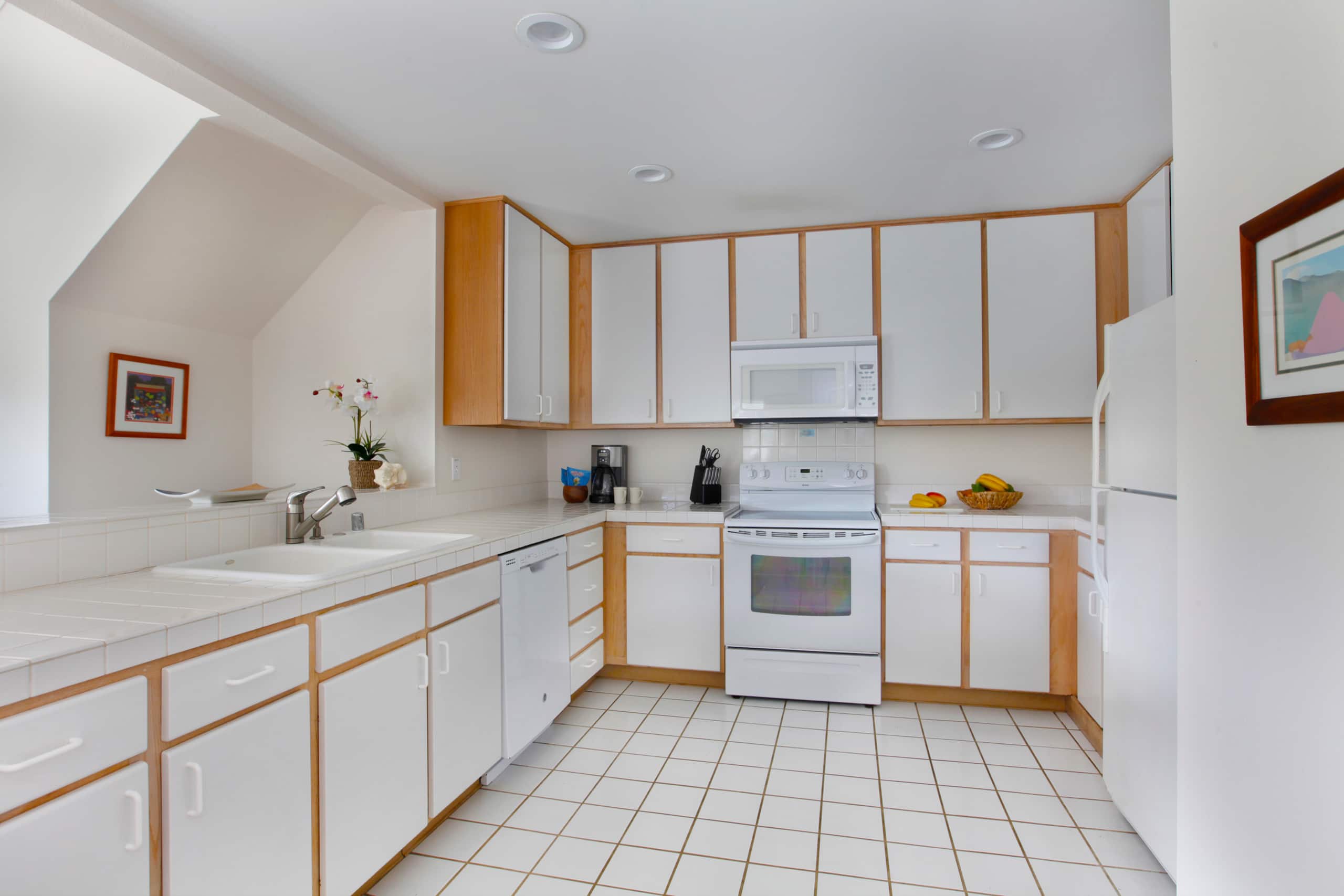 Condo in Koloa · ★4.67 · 3 bedrooms · 4 beds · 2 private baths - Image 4