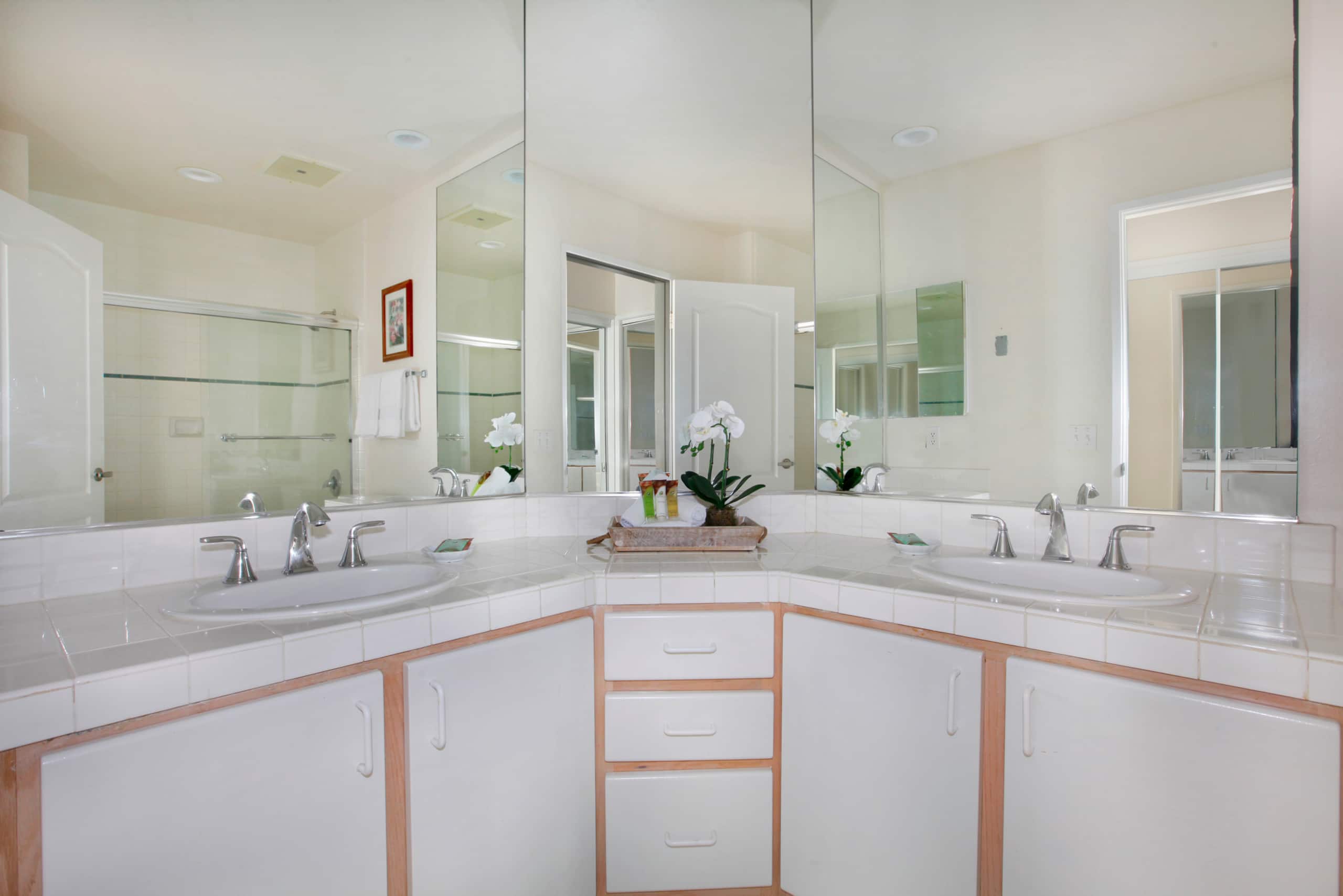Condo in Koloa · ★4.67 · 3 bedrooms · 4 beds · 2 private baths - Image 6