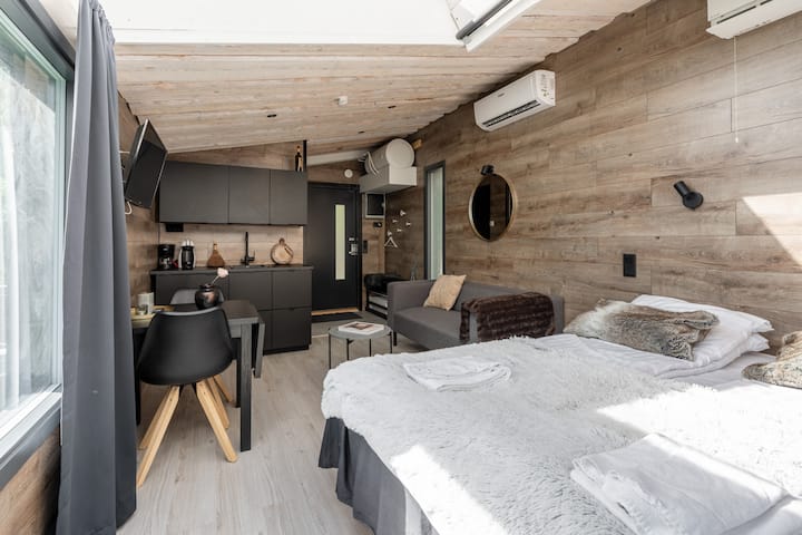 Private Glass Roof Suite With Lake Views - Laukaa