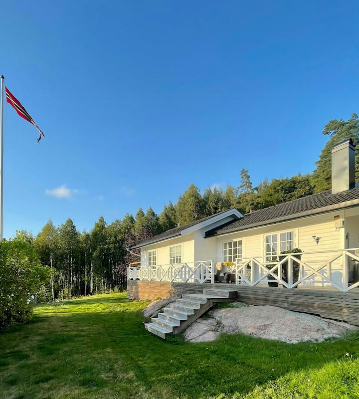 Havudsigt Og Skovfred På Rødtangen - Holmsbu
