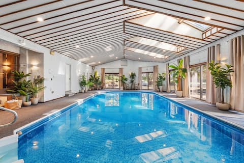 Deer Run Lodge/Indoor Pool/Basketball/Hot Tub
