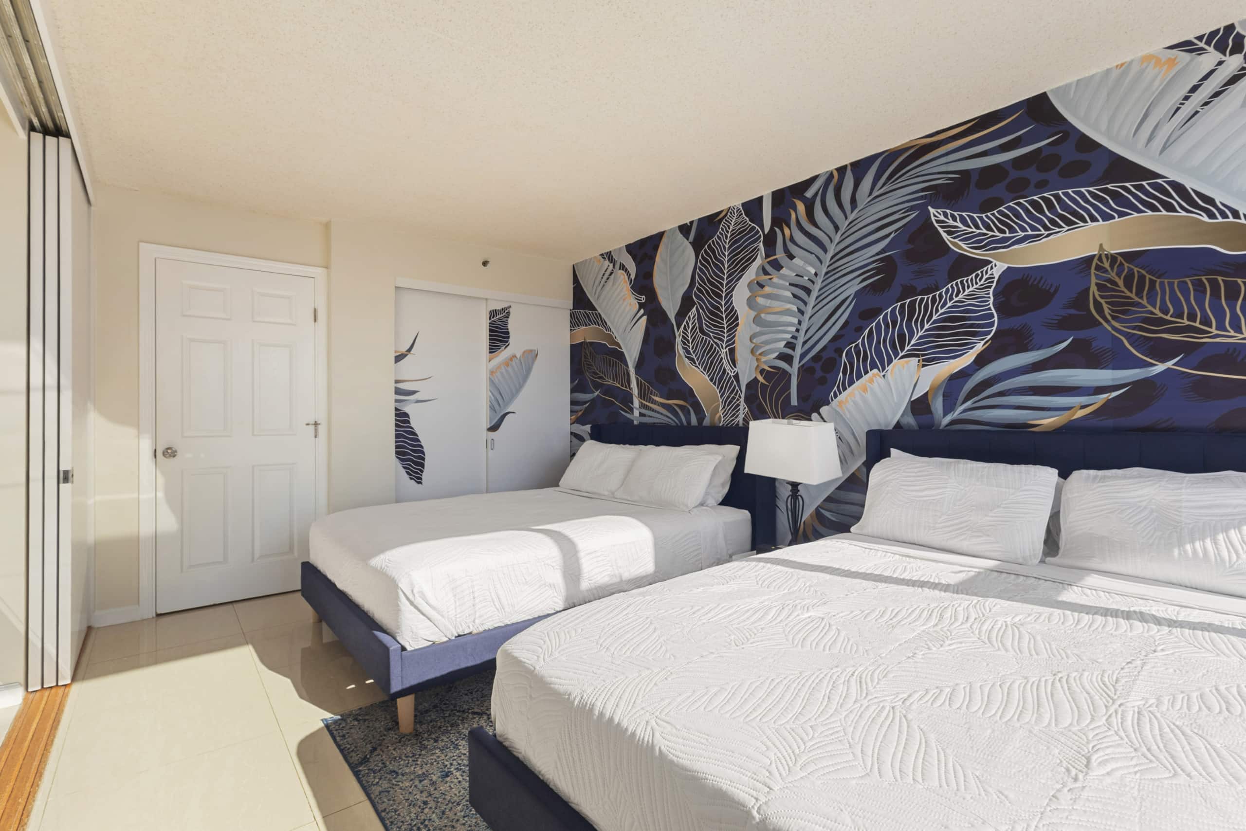 Condo in Honolulu · ★4.88 · 1 bedroom · 2 beds · 1 private bath - Image 12