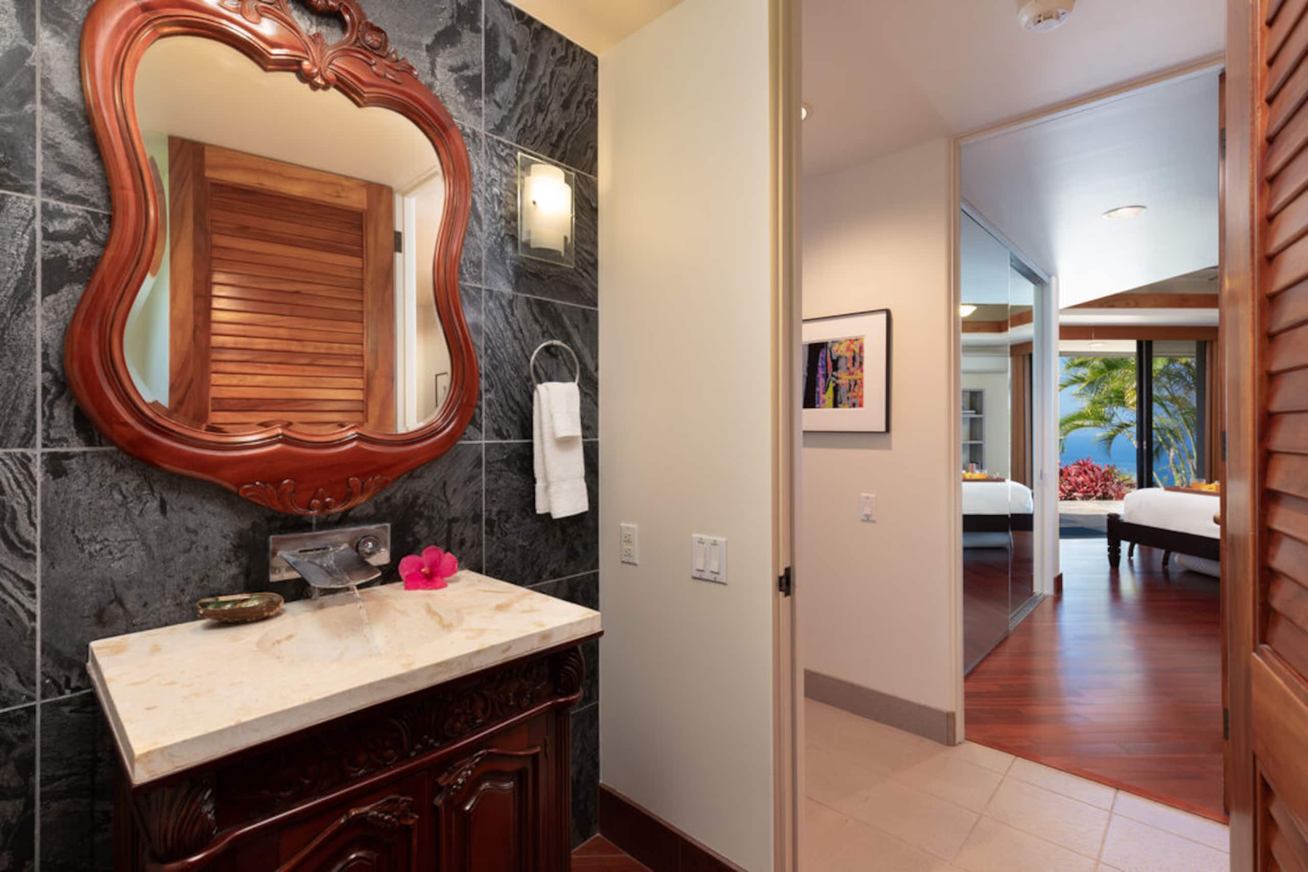 Home in Kailua-Kona · ★5.0 · 4 bedrooms · 4 beds · 4.5 baths - Image 34