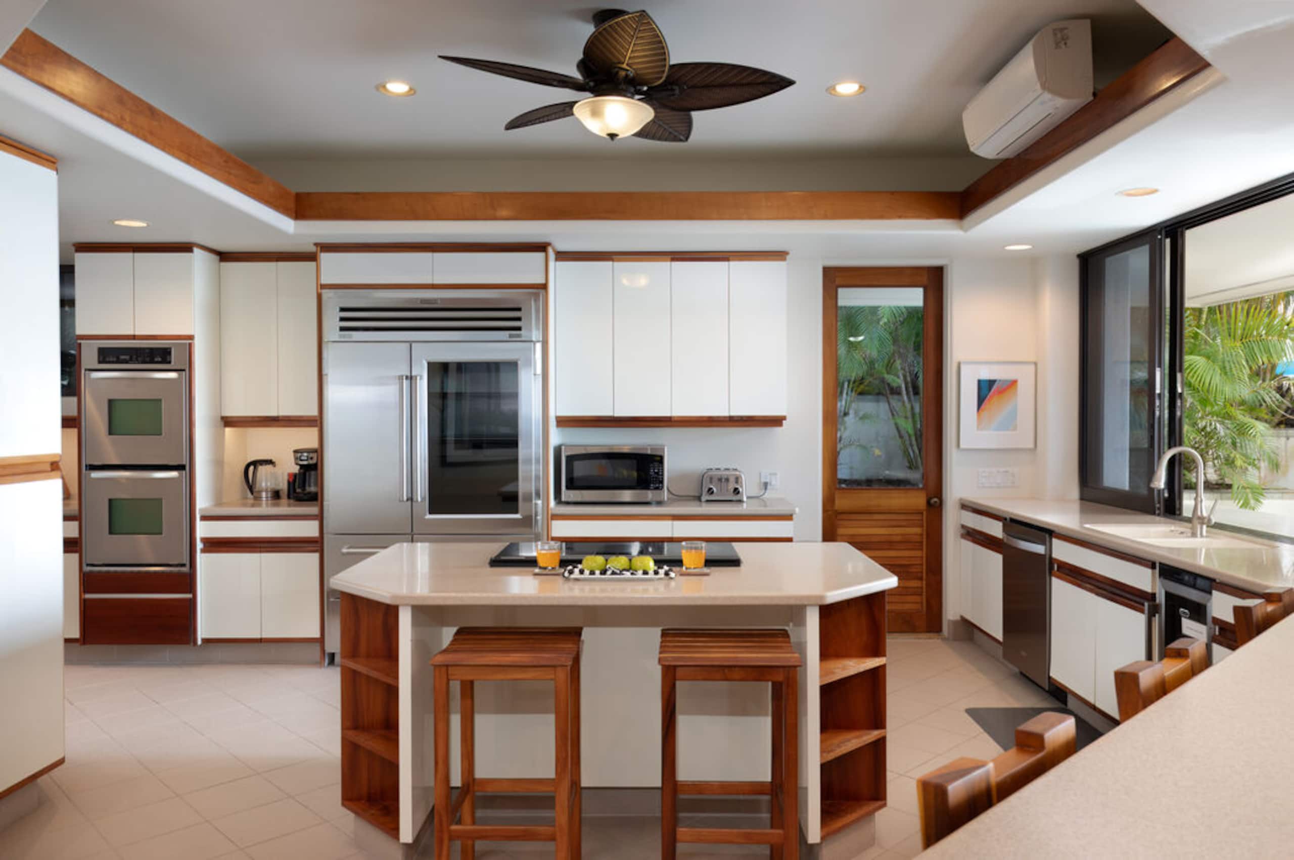 Home in Kailua-Kona · ★5.0 · 4 bedrooms · 4 beds · 4.5 baths - Image 23