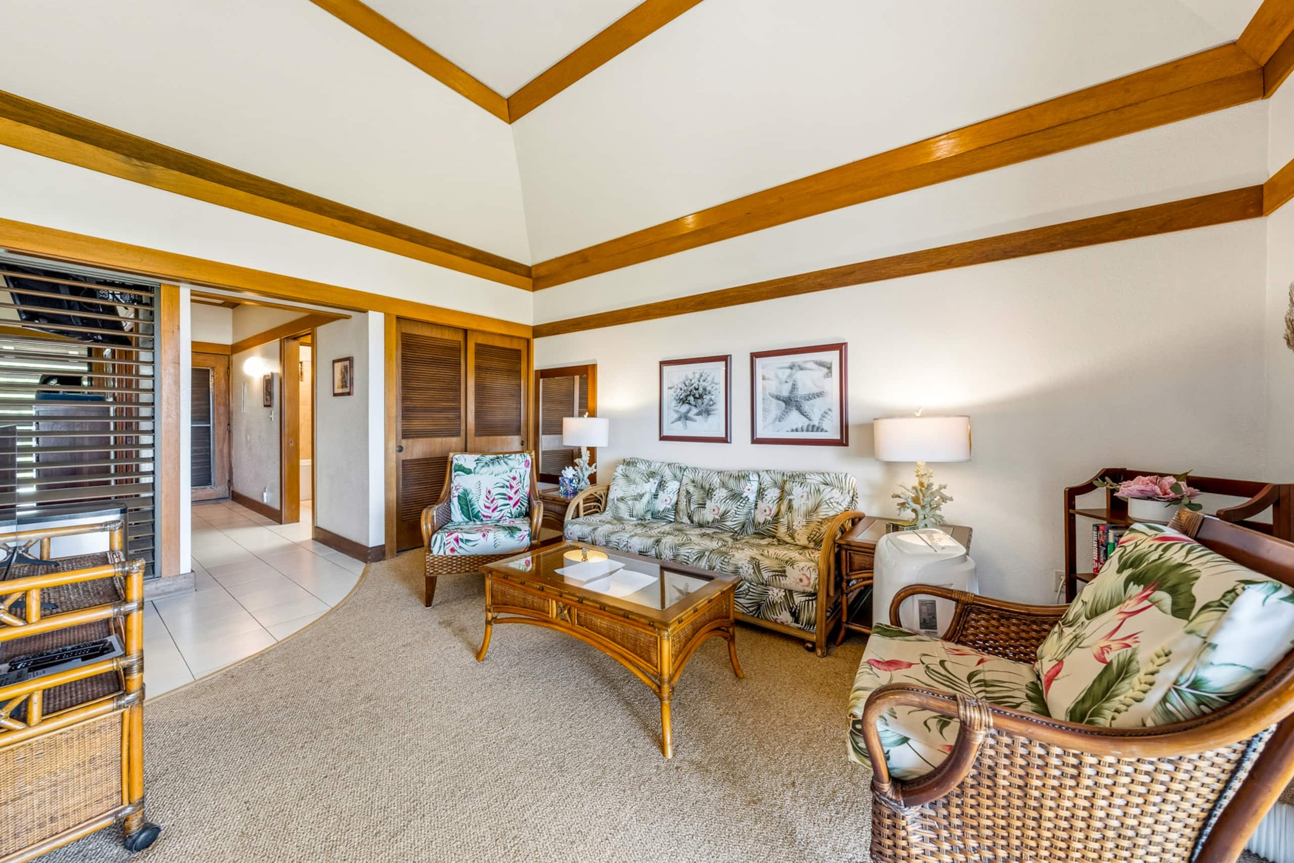 Condo in Koloa · ★4.95 · 1 bedroom · 2 beds · 1 private bath - Image 7