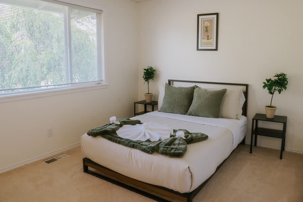 საძინებელი 1