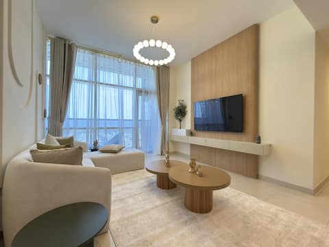 Popular Airbnb listing: Elevate Your Escape: Luxurious Vacation Homes in Trade Center First
