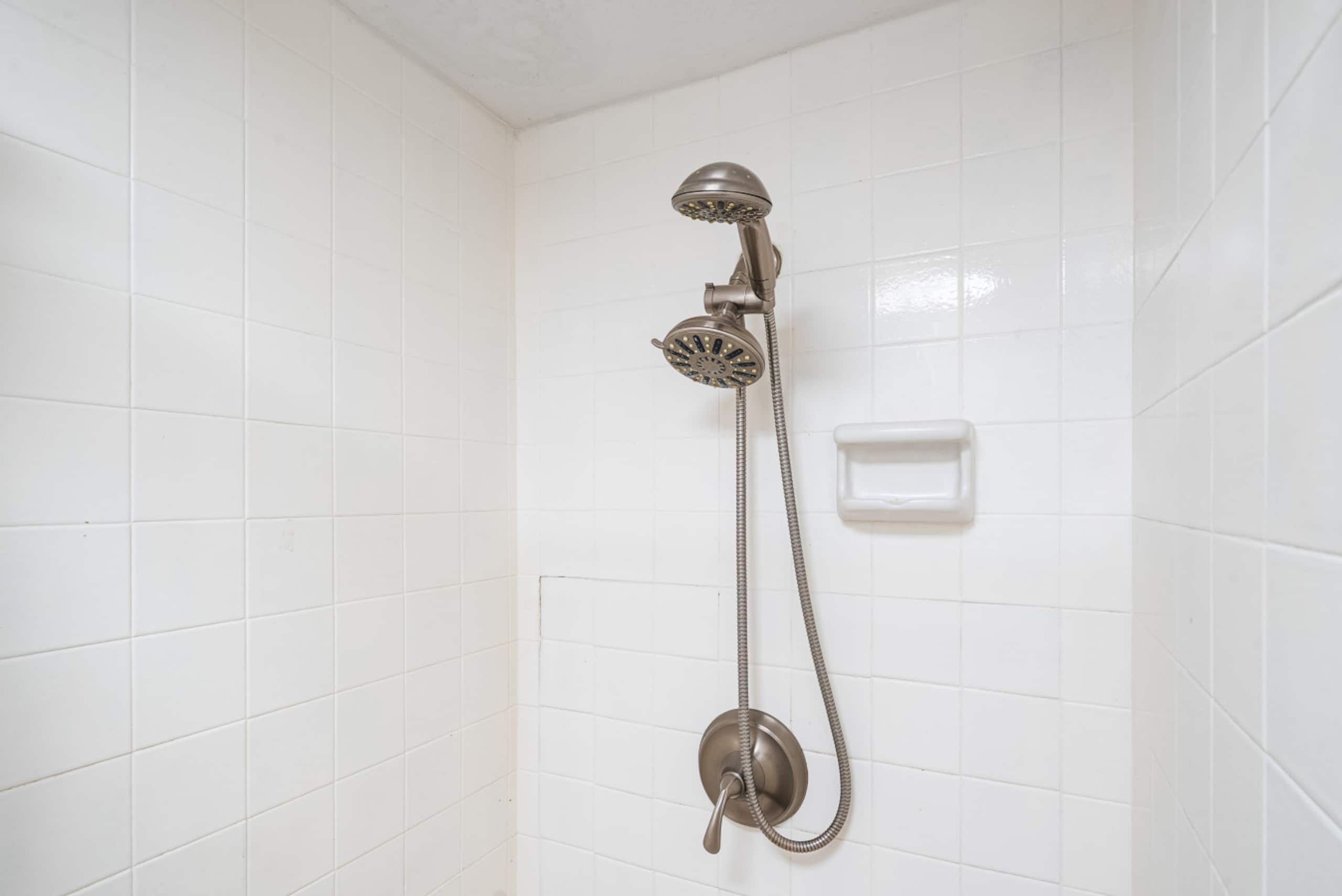 Condo in Wailuku · ★5.0 · 2 bedrooms · 3 beds · 2 baths - Image 18