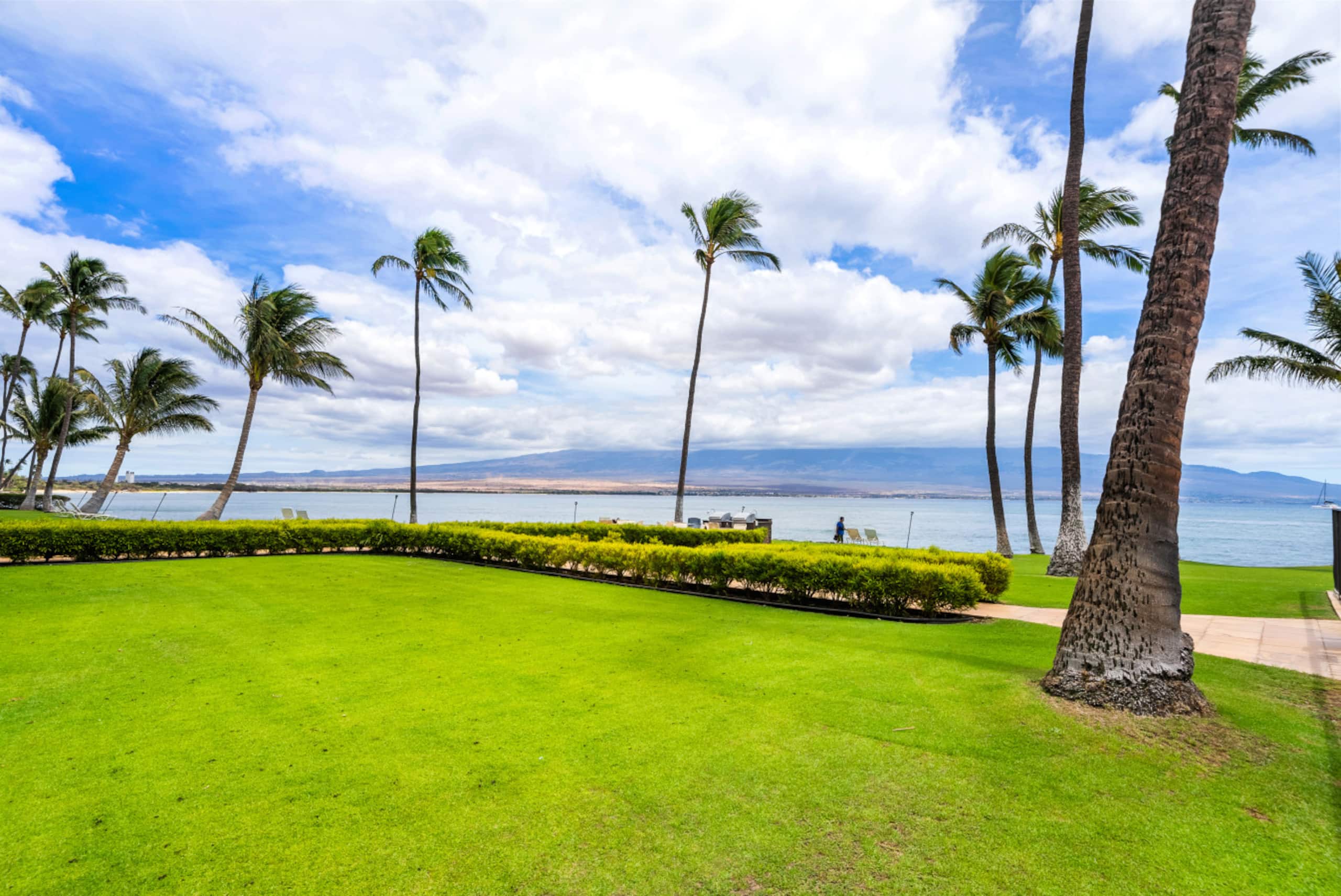 Condo in Wailuku · ★5.0 · 2 bedrooms · 3 beds · 2 baths - Image 35