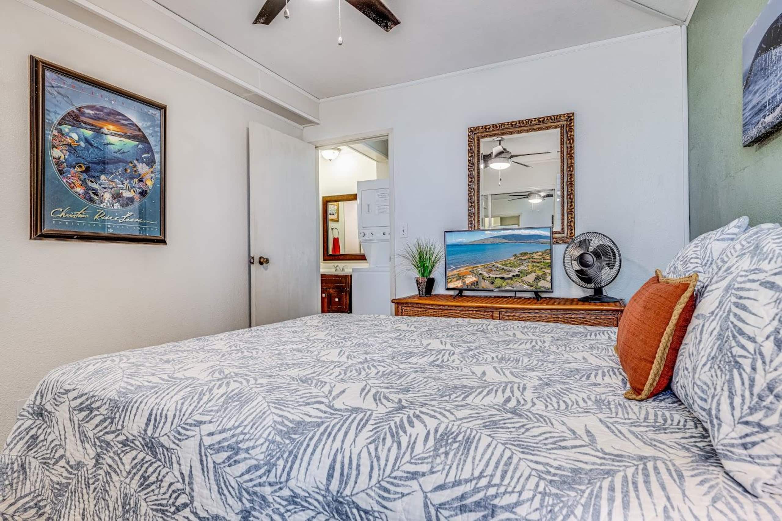 Steps to Beach, Pool & Hot Tub! Beautiful Condo - Image 20