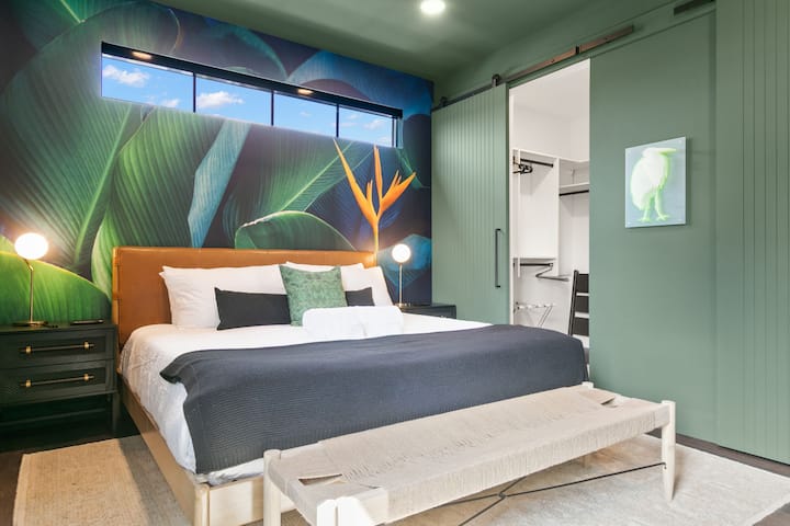 Bask in the details of the gardenly backdrops and bedding greeting you upon entry. 