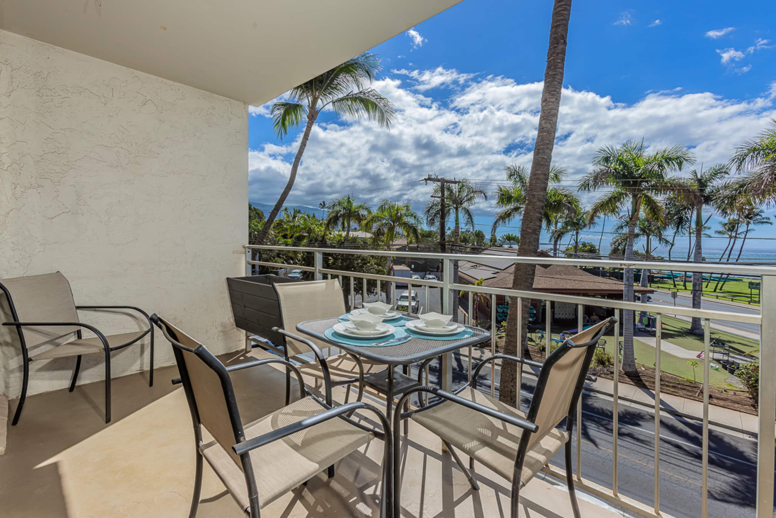 Condo in Kihei · ★4.78 · 1 bedroom · 2 beds · 1 bath - Image 6