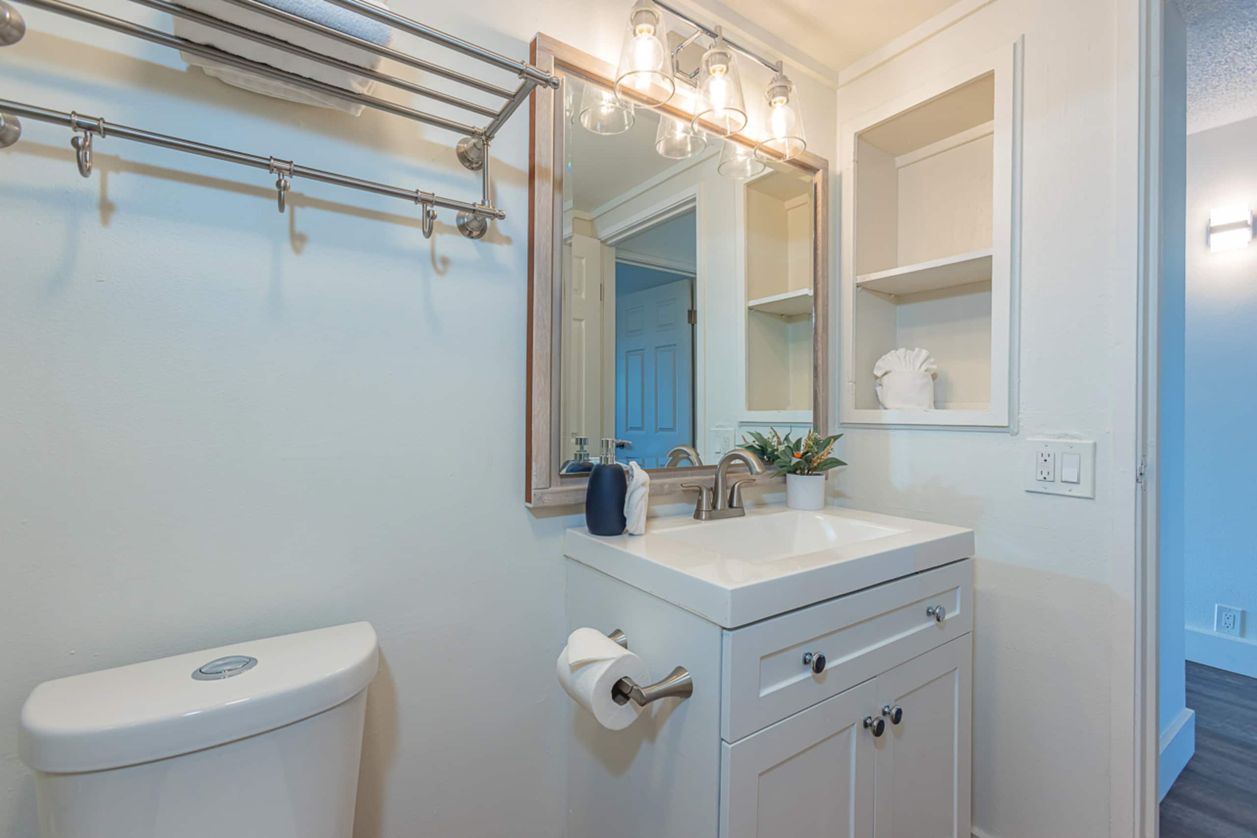 Condo in Kihei · ★4.78 · 1 bedroom · 2 beds · 1 bath - Image 28
