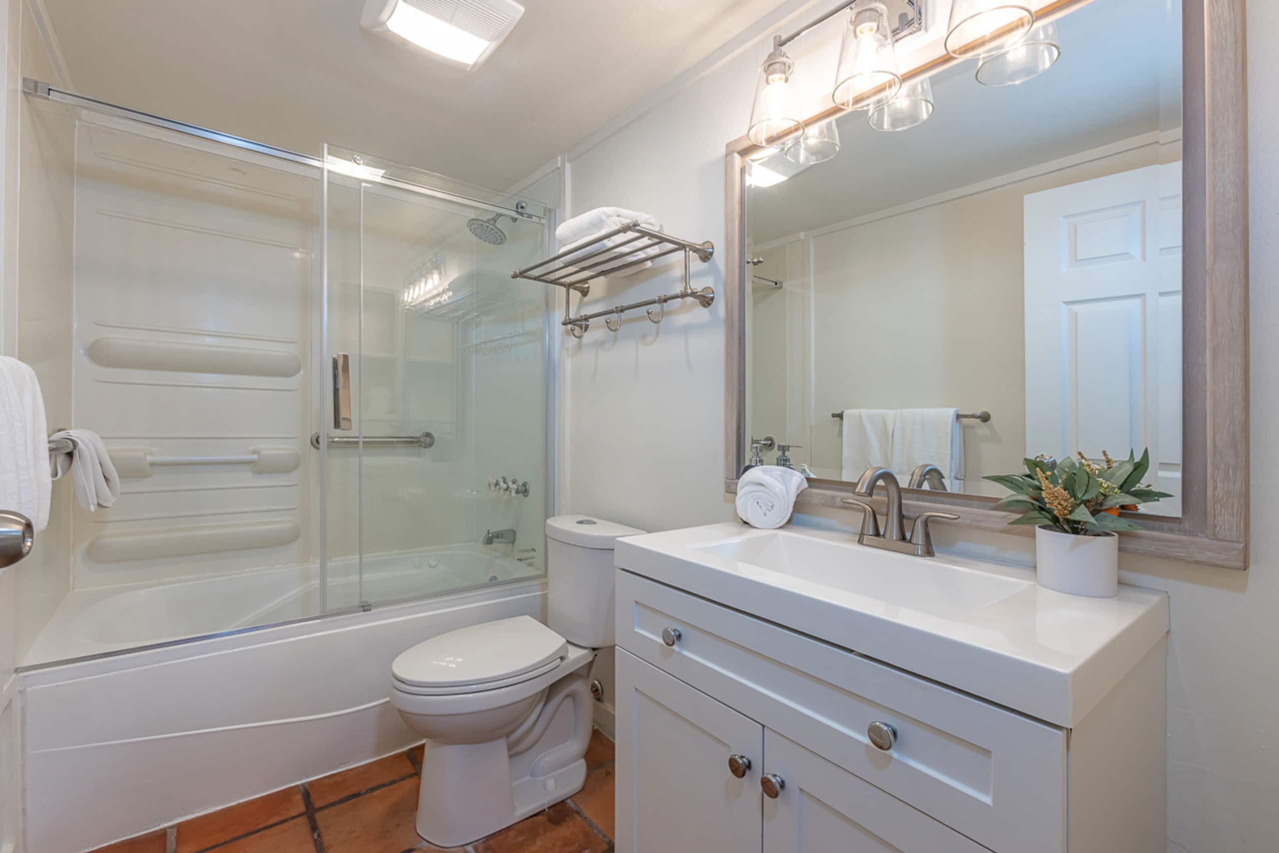 Condo in Kihei · ★4.78 · 1 bedroom · 2 beds · 1 bath - Image 26
