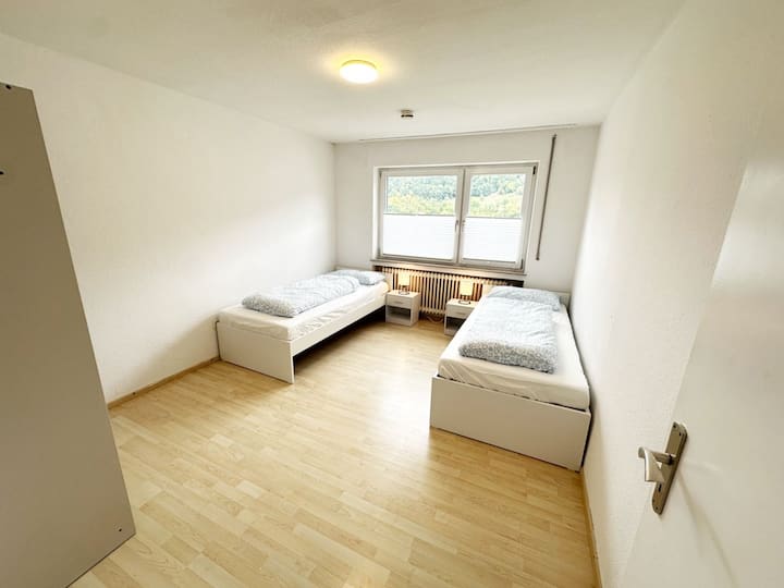 Rt05 Ferienwohnung Mit Terrasse In Lichtenstein - Pfullingen