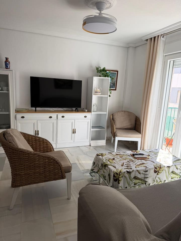 A&n Central Apartment Near Beach – Torre Del Mar - Vélez-Málaga