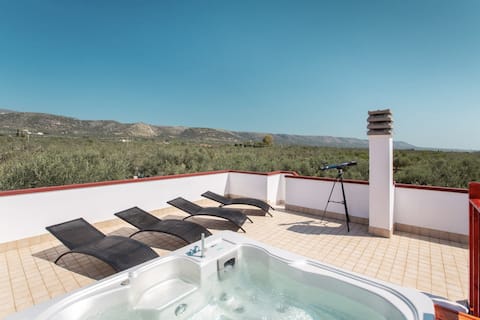 Villa between the seas and mountains