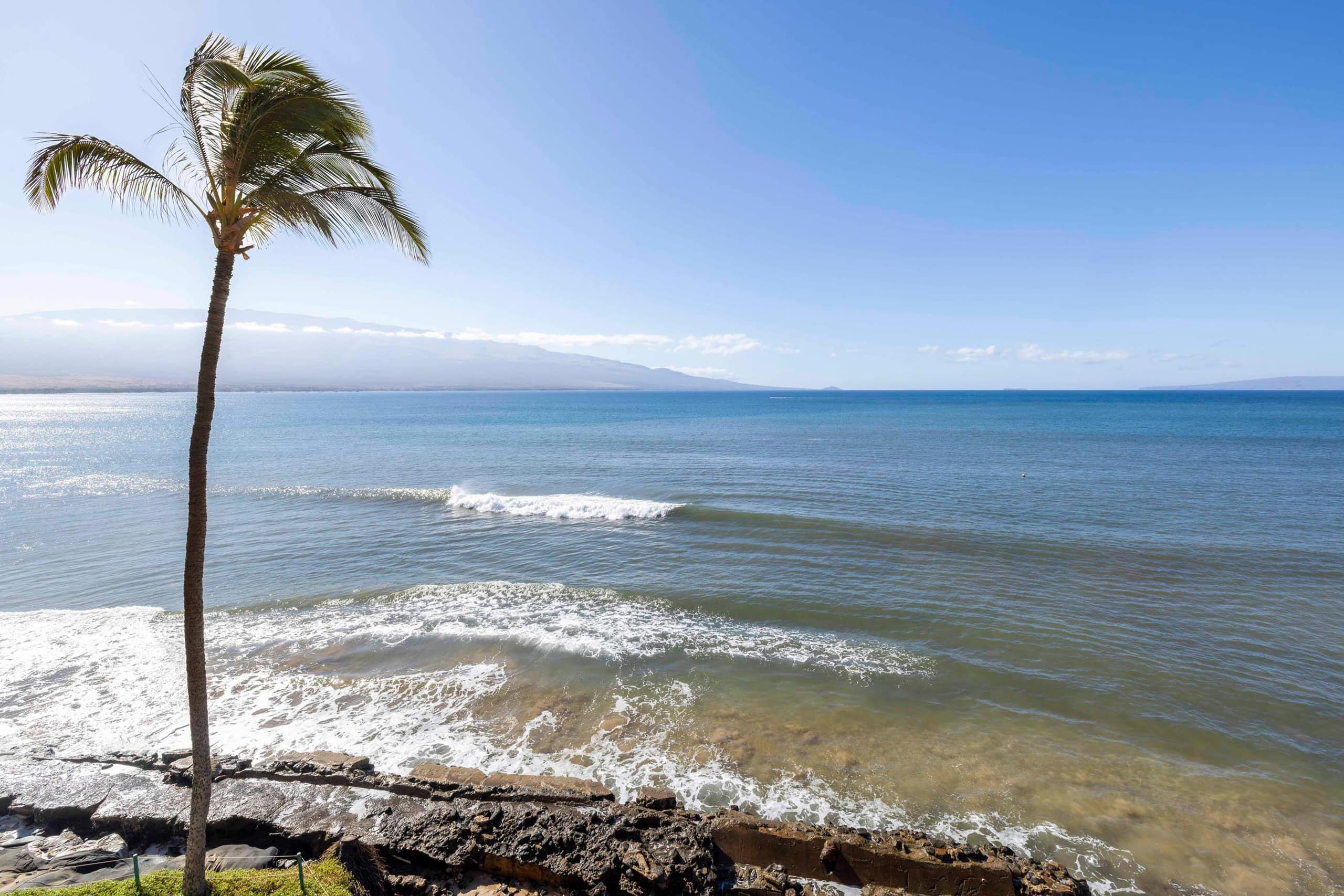 Ocean Front Beautiful Remodeled Unit 418! -Maalaea - Image 52