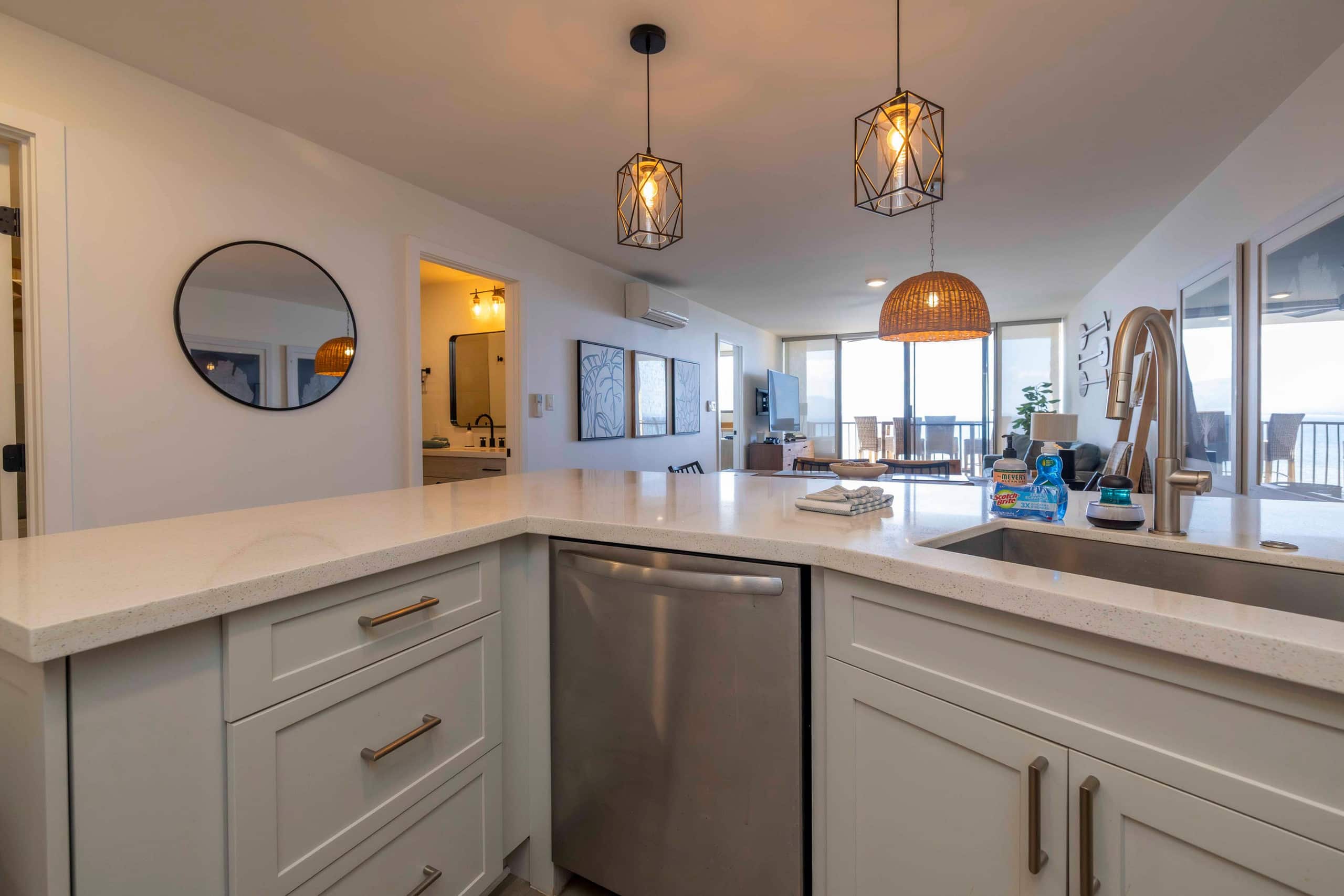 Ocean Front Beautiful Remodeled Unit 418! -Maalaea - Image 25