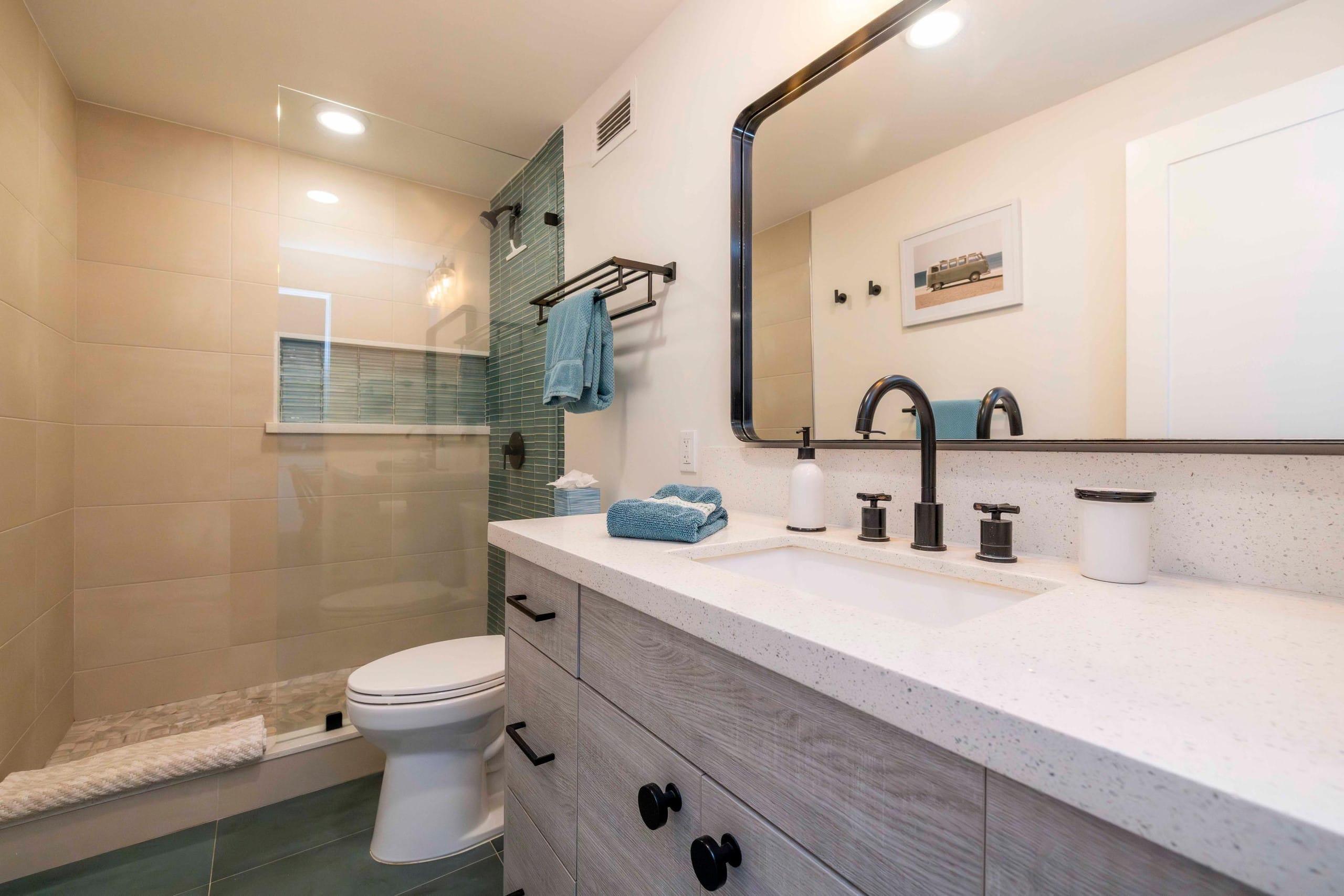Ocean Front Beautiful Remodeled Unit 418! -Maalaea - Image 32