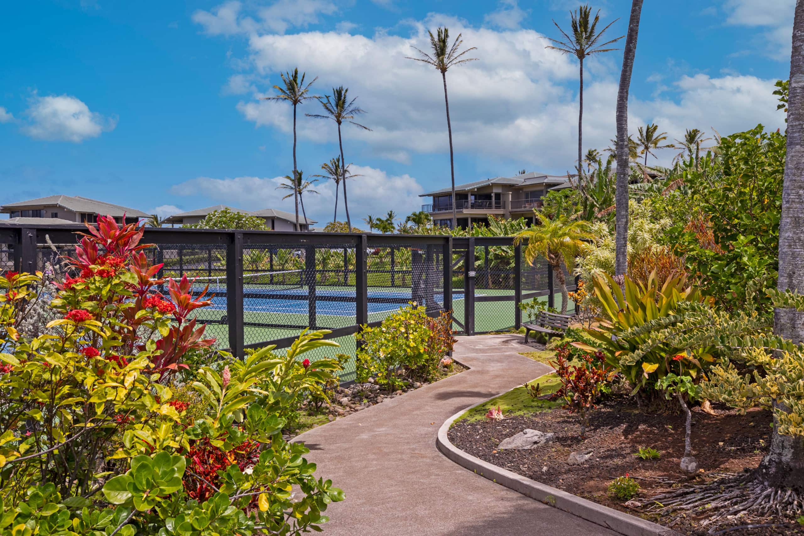 Condo in Lahaina · ★5.0 · 1 bedroom · 1 bed · 1 bath - Image 53