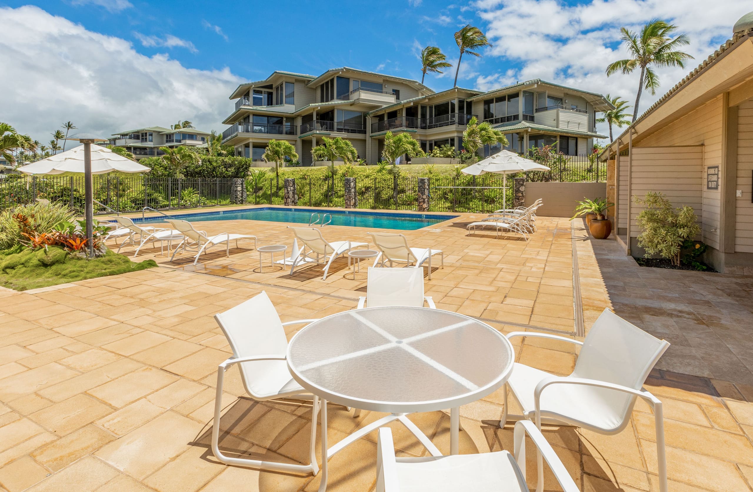 Condo in Lahaina · ★5.0 · 1 bedroom · 1 bed · 1 bath - Image 48