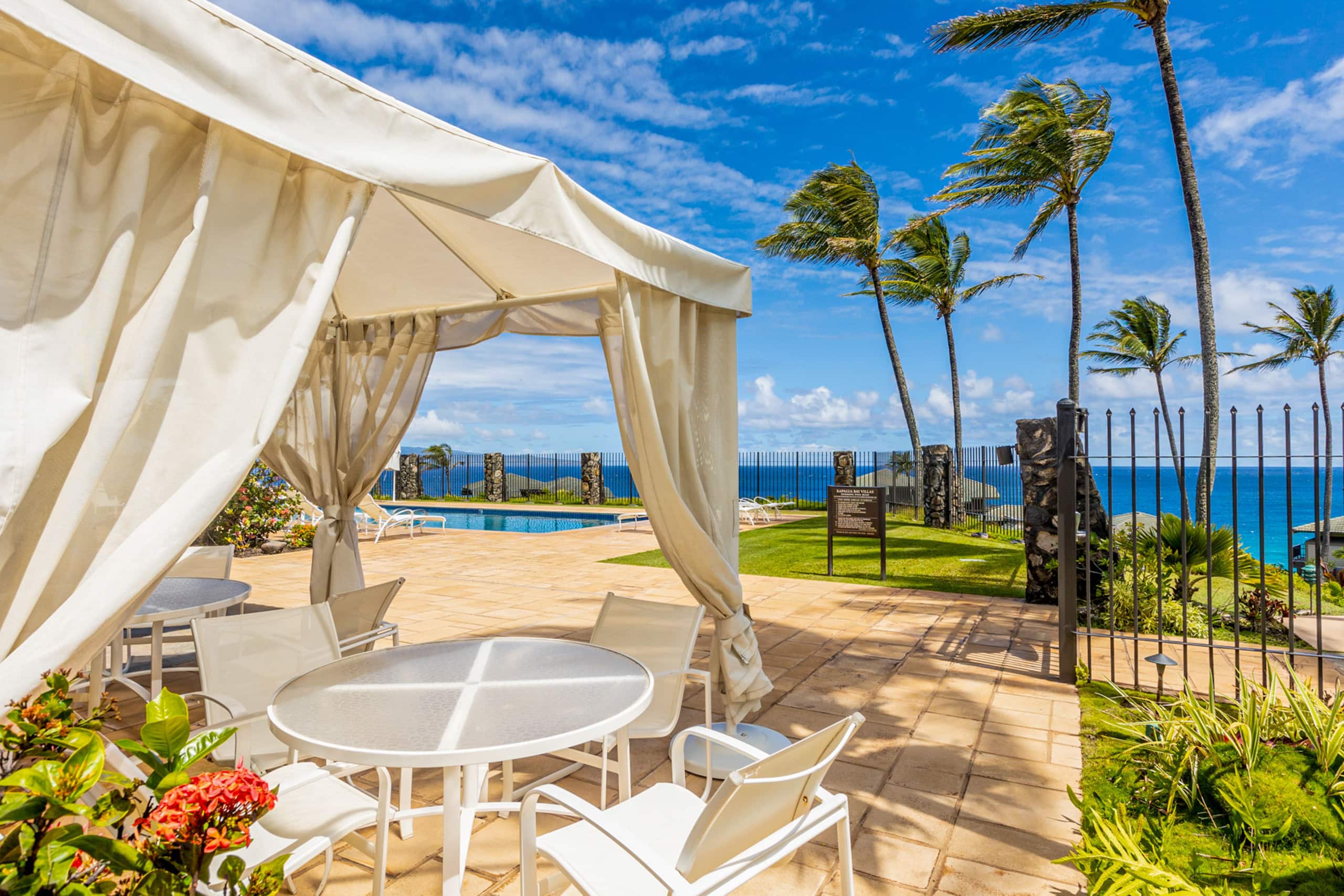 Condo in Lahaina · ★5.0 · 1 bedroom · 1 bed · 1 bath - Image 2