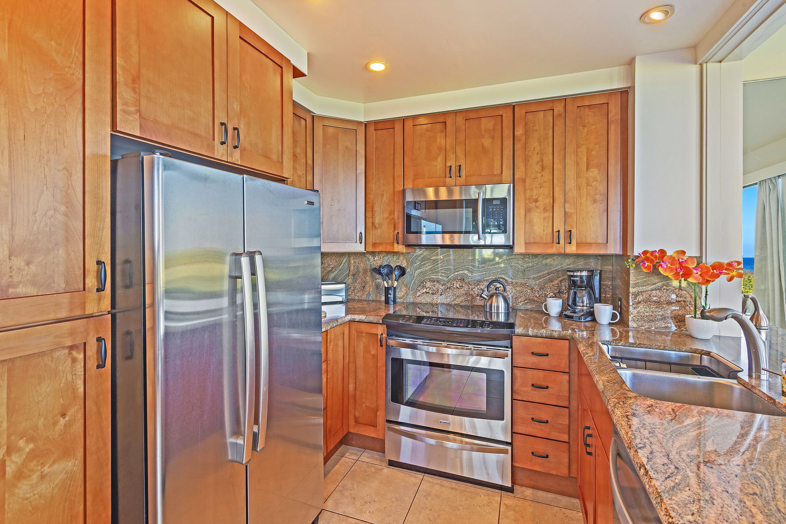 Condo in Lahaina · ★5.0 · 1 bedroom · 1 bed · 1 bath - Image 10