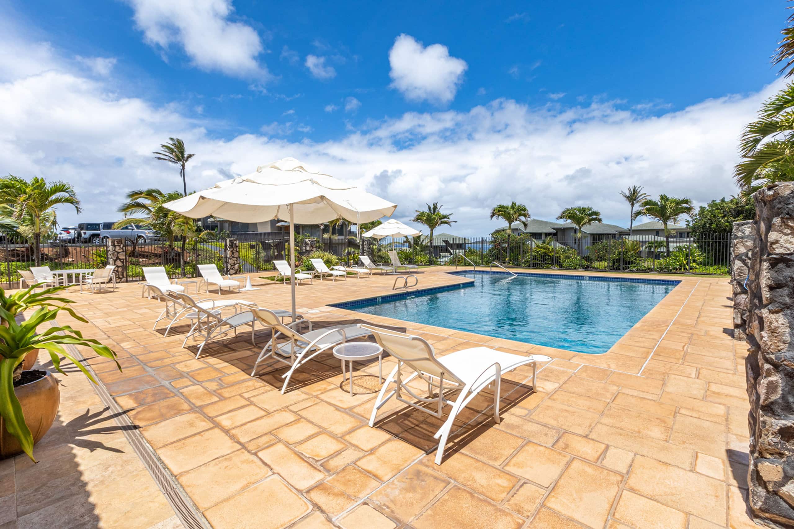 Condo in Lahaina · ★5.0 · 1 bedroom · 1 bed · 1 bath - Image 46