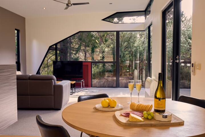 Hazards Rim ~ Forest, mountain & ocean gallery image 4