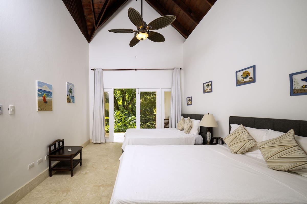 Bedroom 2/Sea Horse Ranch 37