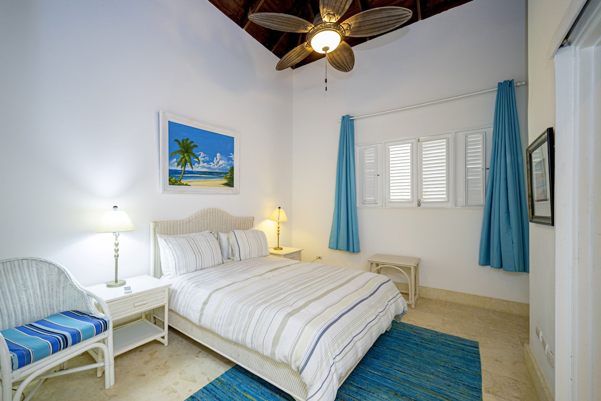 Bedroom 3/Sea Horse Ranch 37