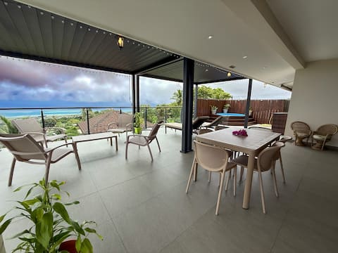 Le Manahere Spacious Apartment with Panoramic