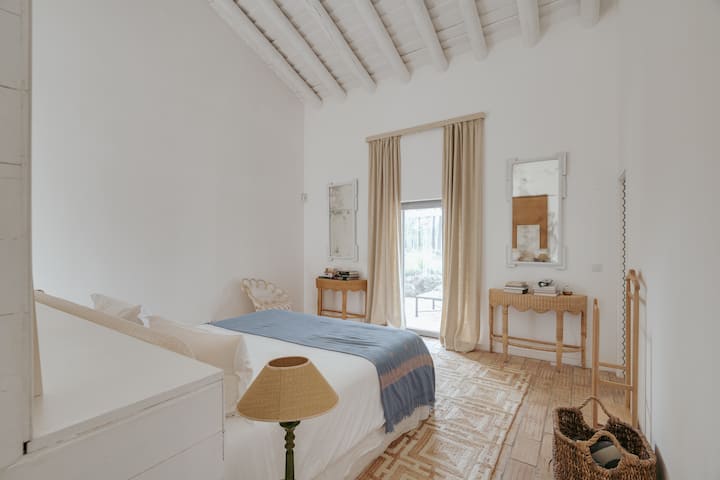 غرفة النوم 1