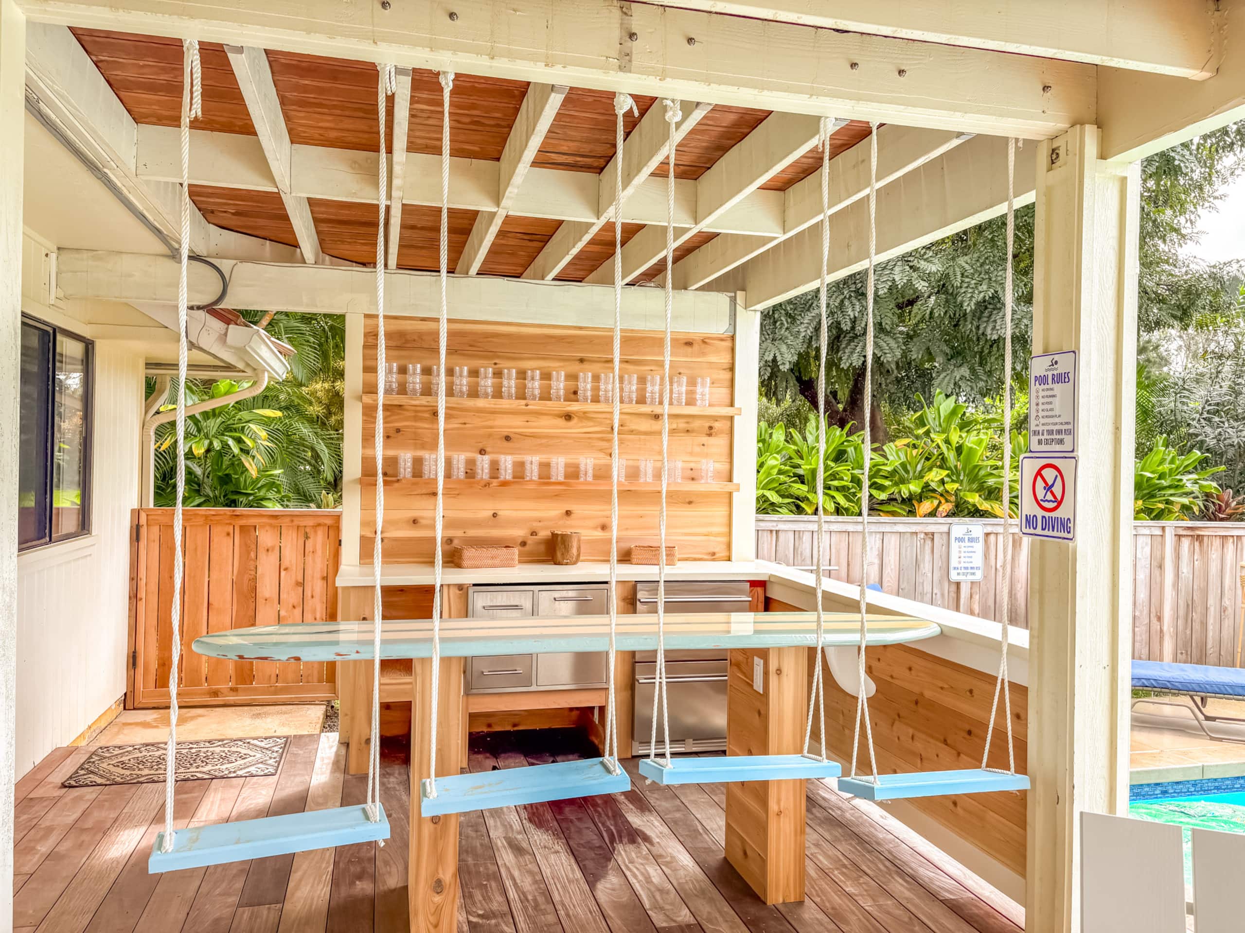 Villa in Princeville · ★5.0 · 6 bedrooms · 13 beds · 2.5 private baths - Image 45
