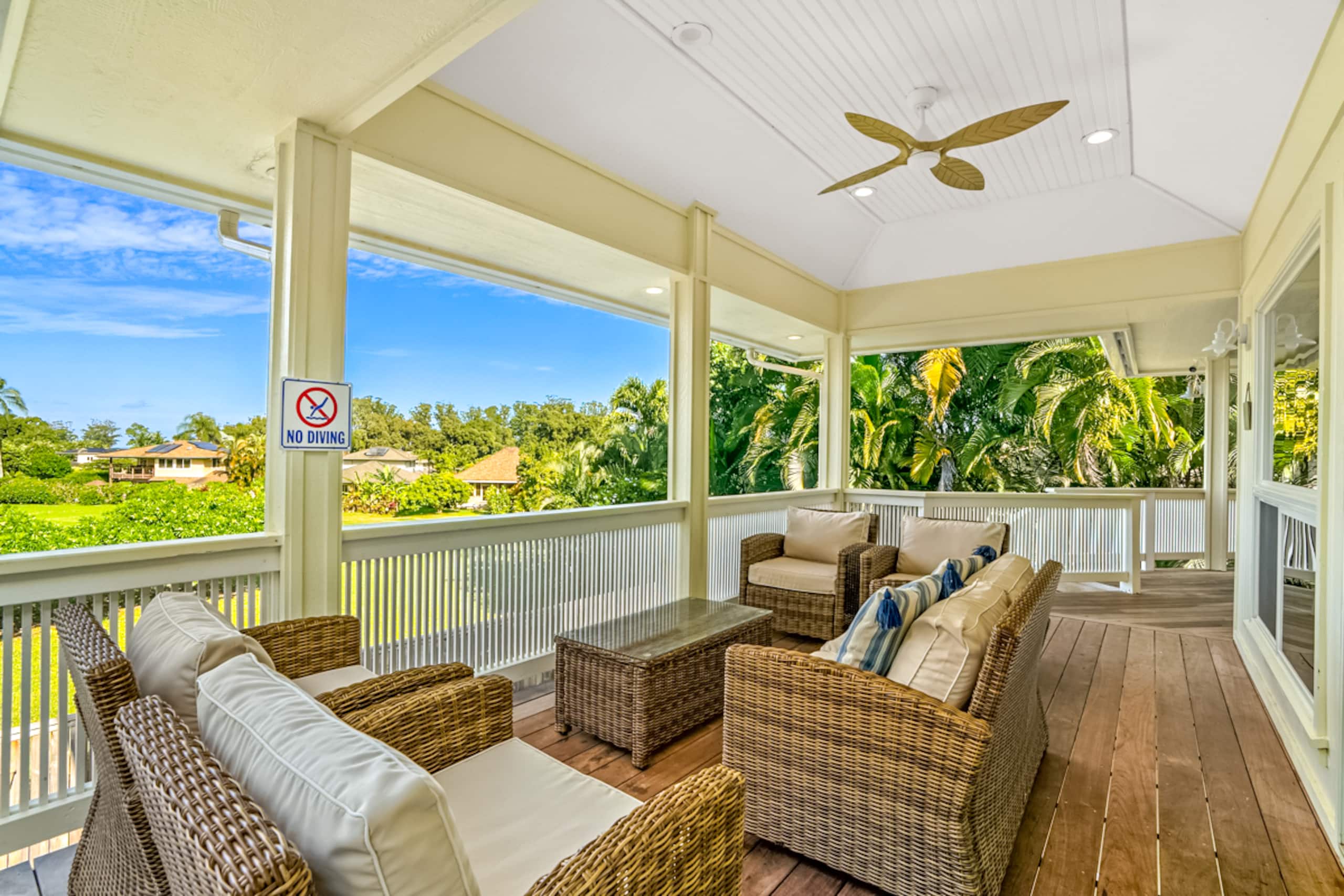 Villa in Princeville · ★5.0 · 6 bedrooms · 13 beds · 2.5 private baths - Image 49