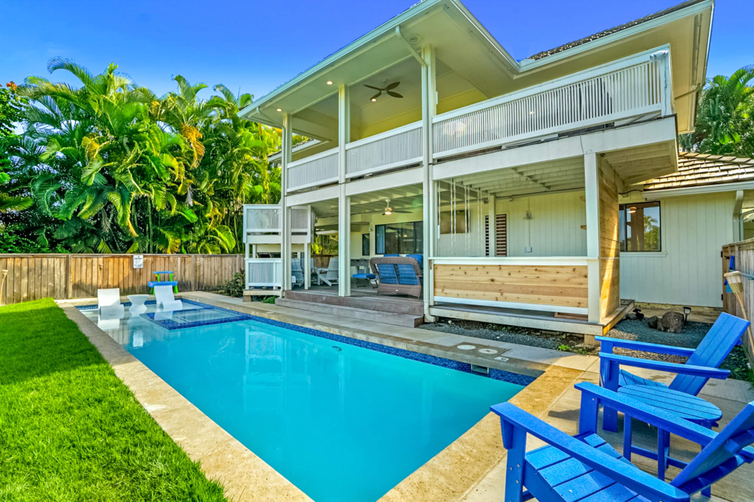 Villa in Princeville · ★5.0 · 6 bedrooms · 13 beds · 2.5 private baths - Image 1