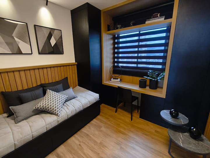 Სააბაზანო,საწოლი,საწოლი, ზღვის ხედით