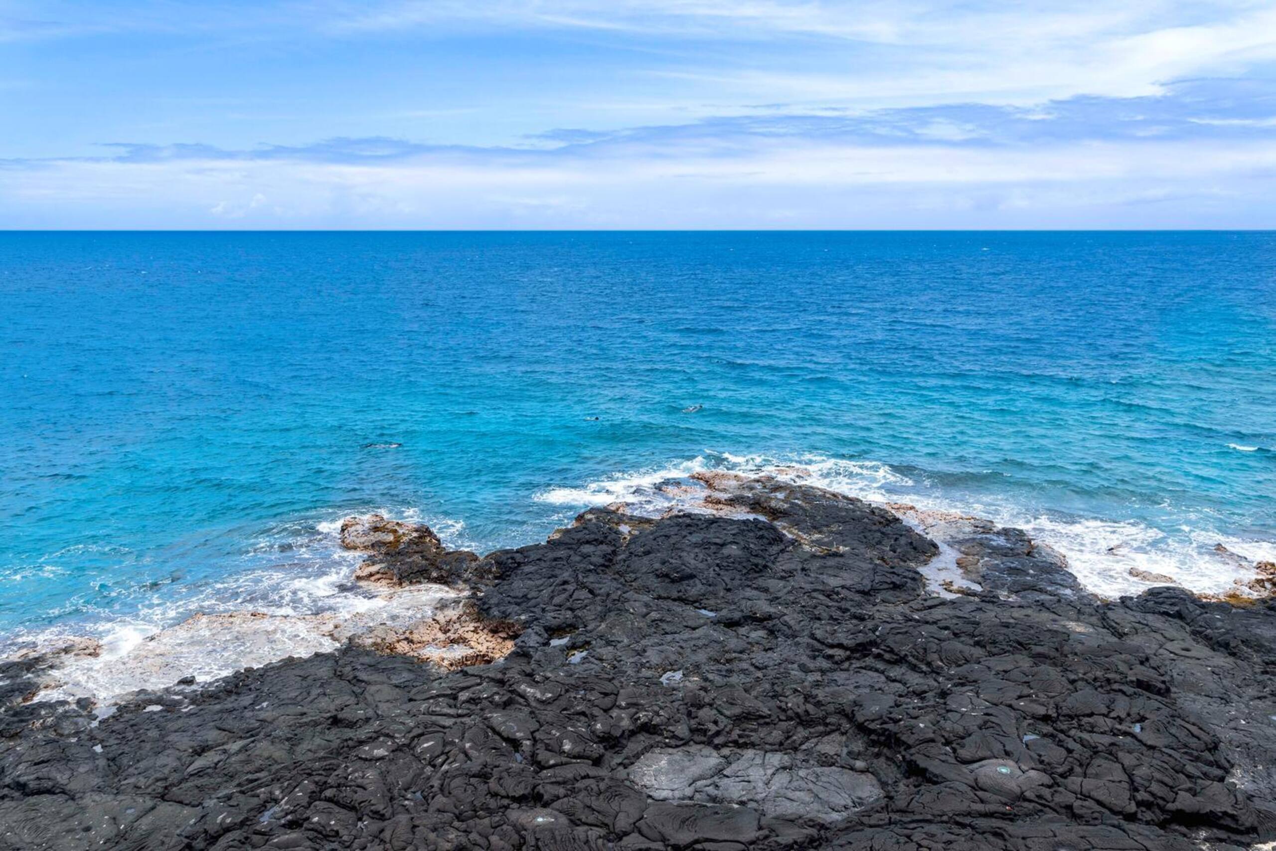 Condo in Kailua-Kona · ★4.88 · 2 bedrooms · 4 beds · 2 baths - Image 52