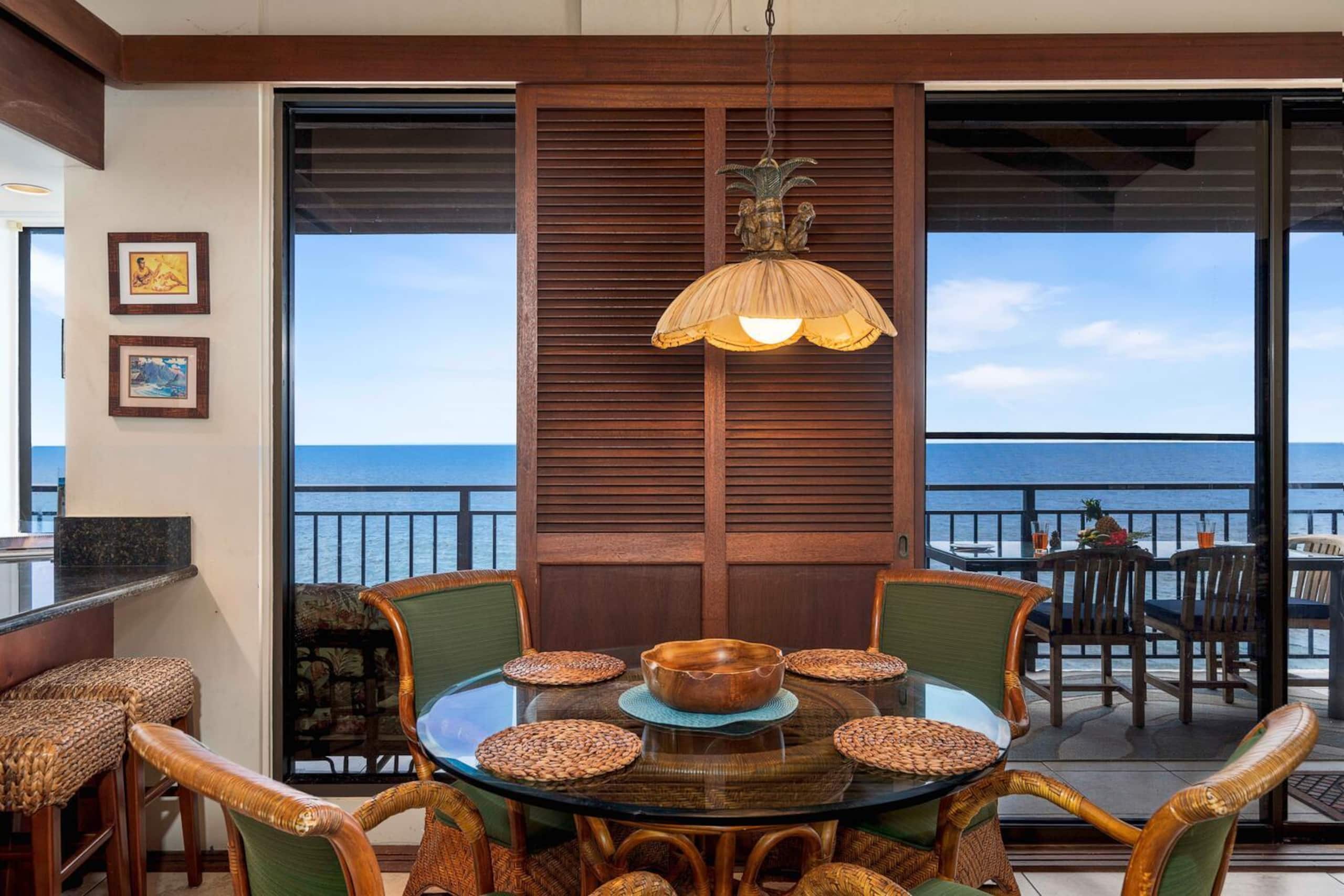 Condo in Kailua-Kona · ★4.88 · 2 bedrooms · 4 beds · 2 baths - Image 7