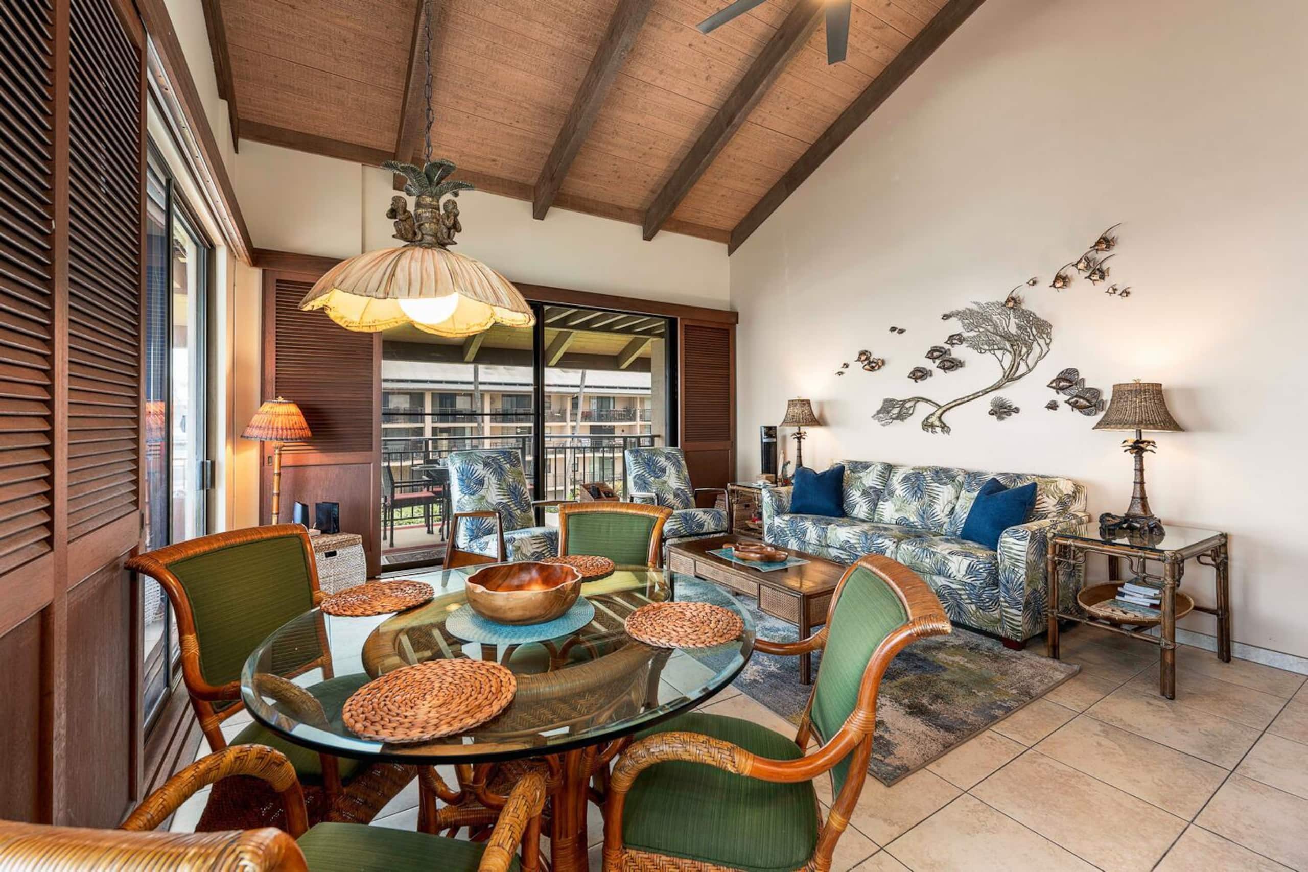 Condo in Kailua-Kona · ★4.88 · 2 bedrooms · 4 beds · 2 baths - Image 12