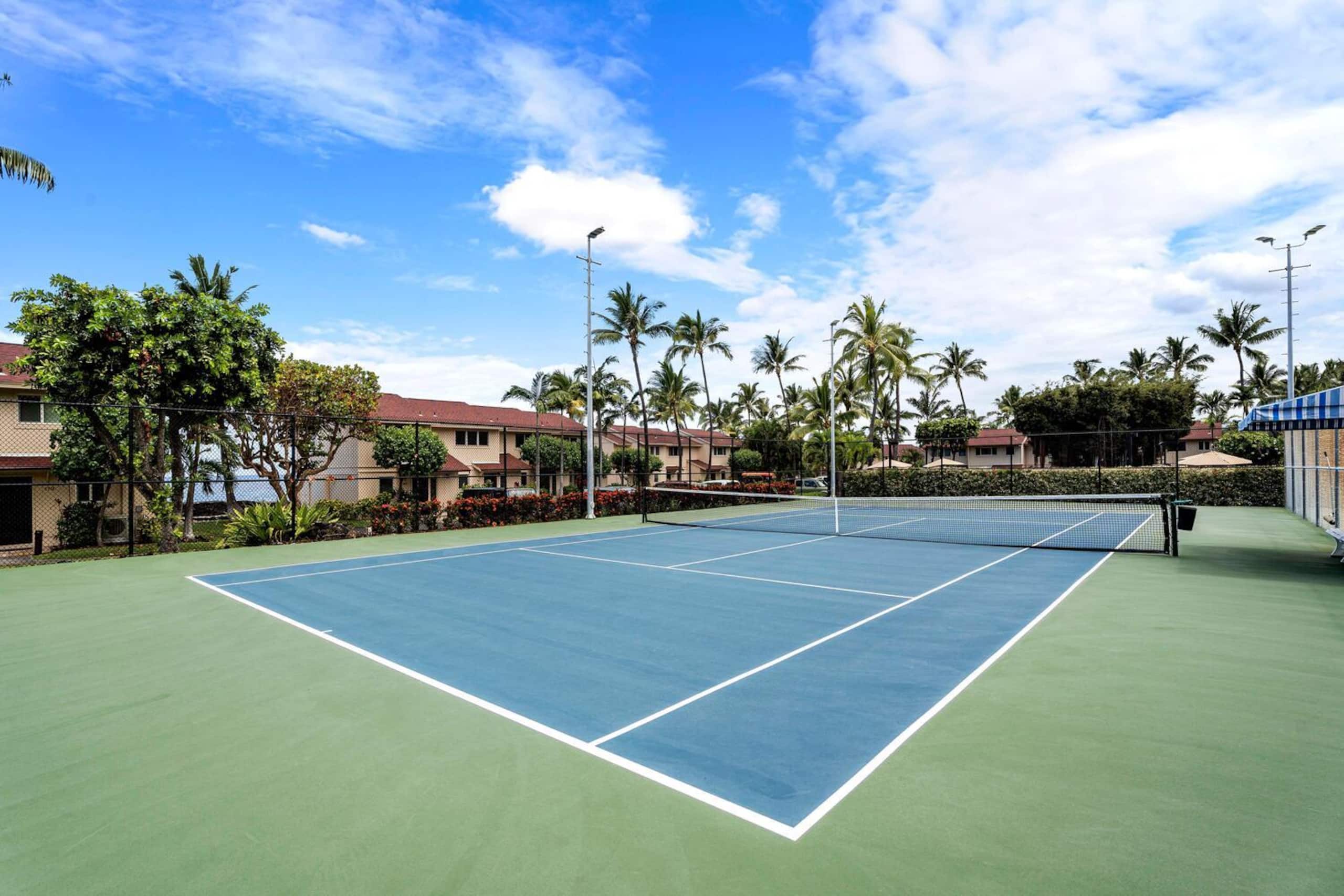 Condo in Kailua-Kona · ★5.0 · 2 bedrooms · 3 beds · 2 baths - Image 36