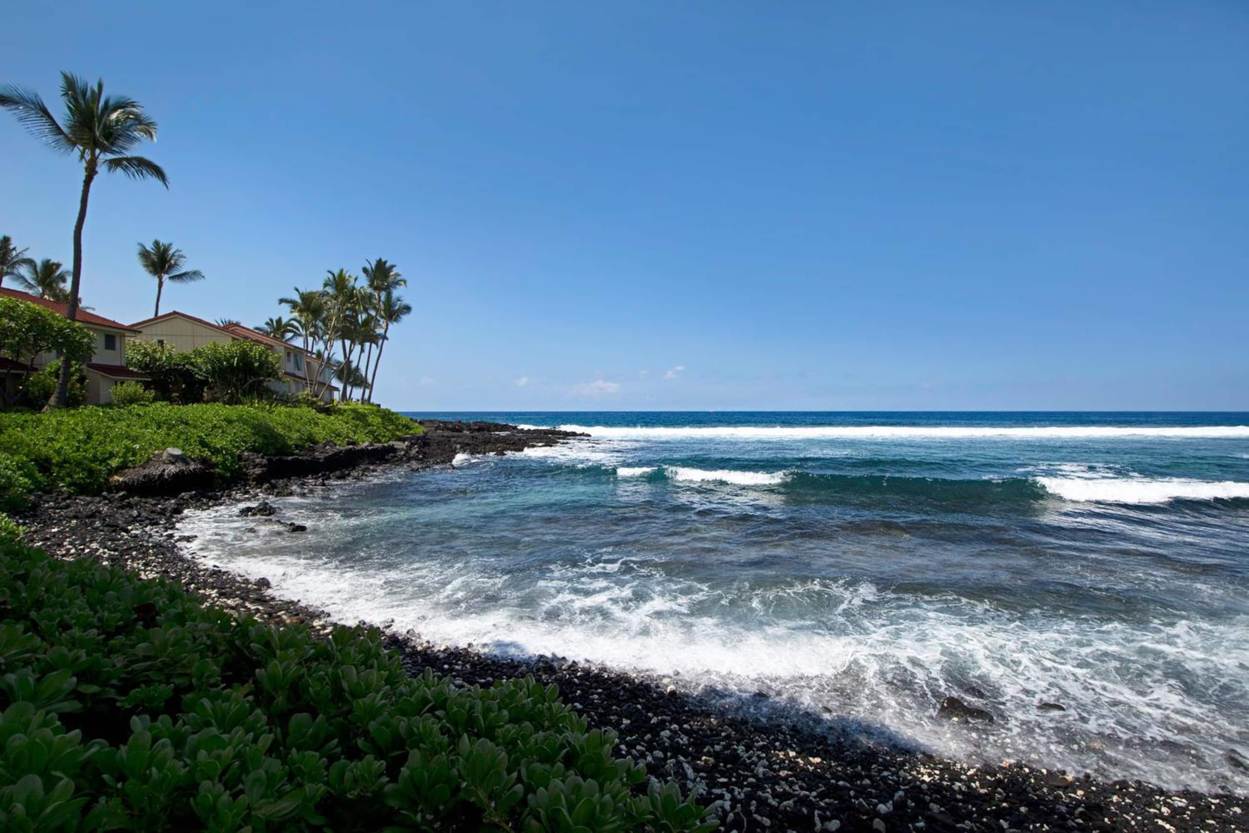 Condo in Kailua-Kona · ★5.0 · 2 bedrooms · 3 beds · 2 baths - Image 54