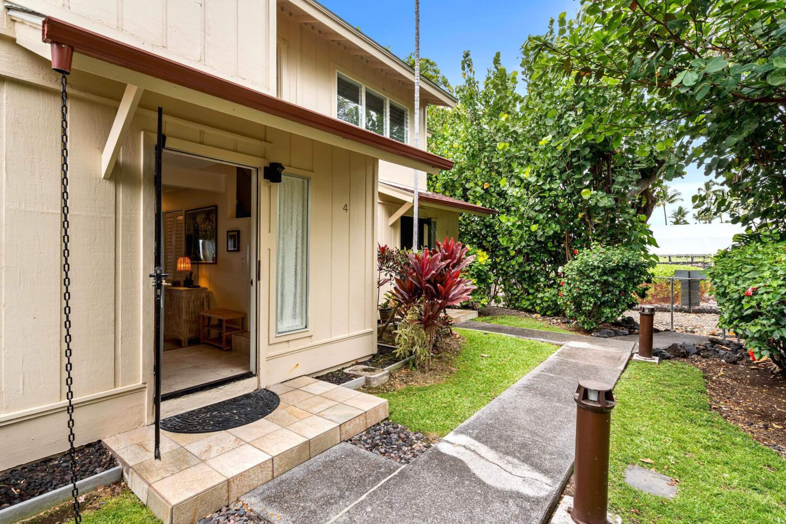 Condo in Kailua-Kona · ★5.0 · 2 bedrooms · 3 beds · 2 baths - Image 32