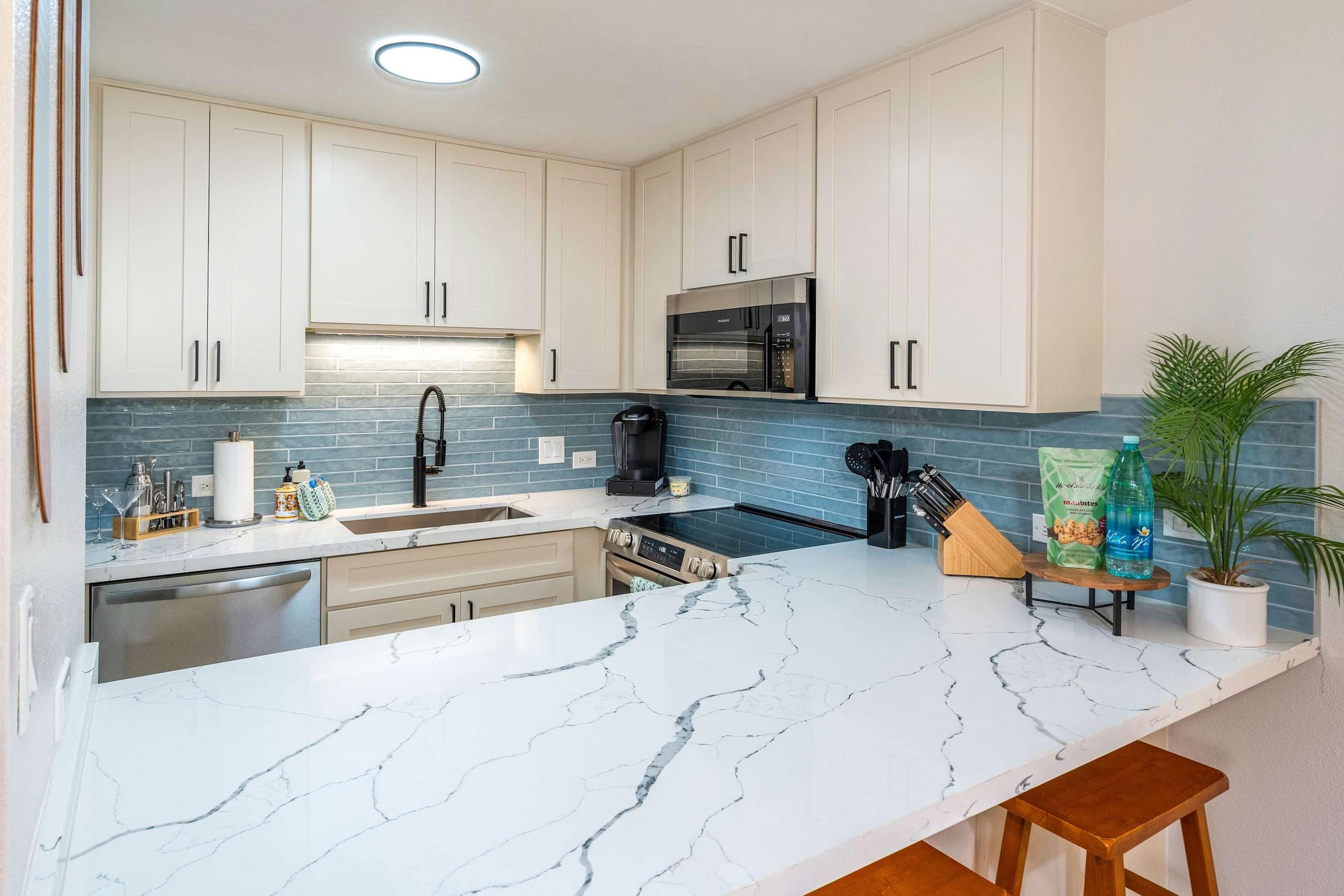 Condo in Kihei · ★4.86 · 1 bedroom · 2 beds · 2 private baths - Image 13