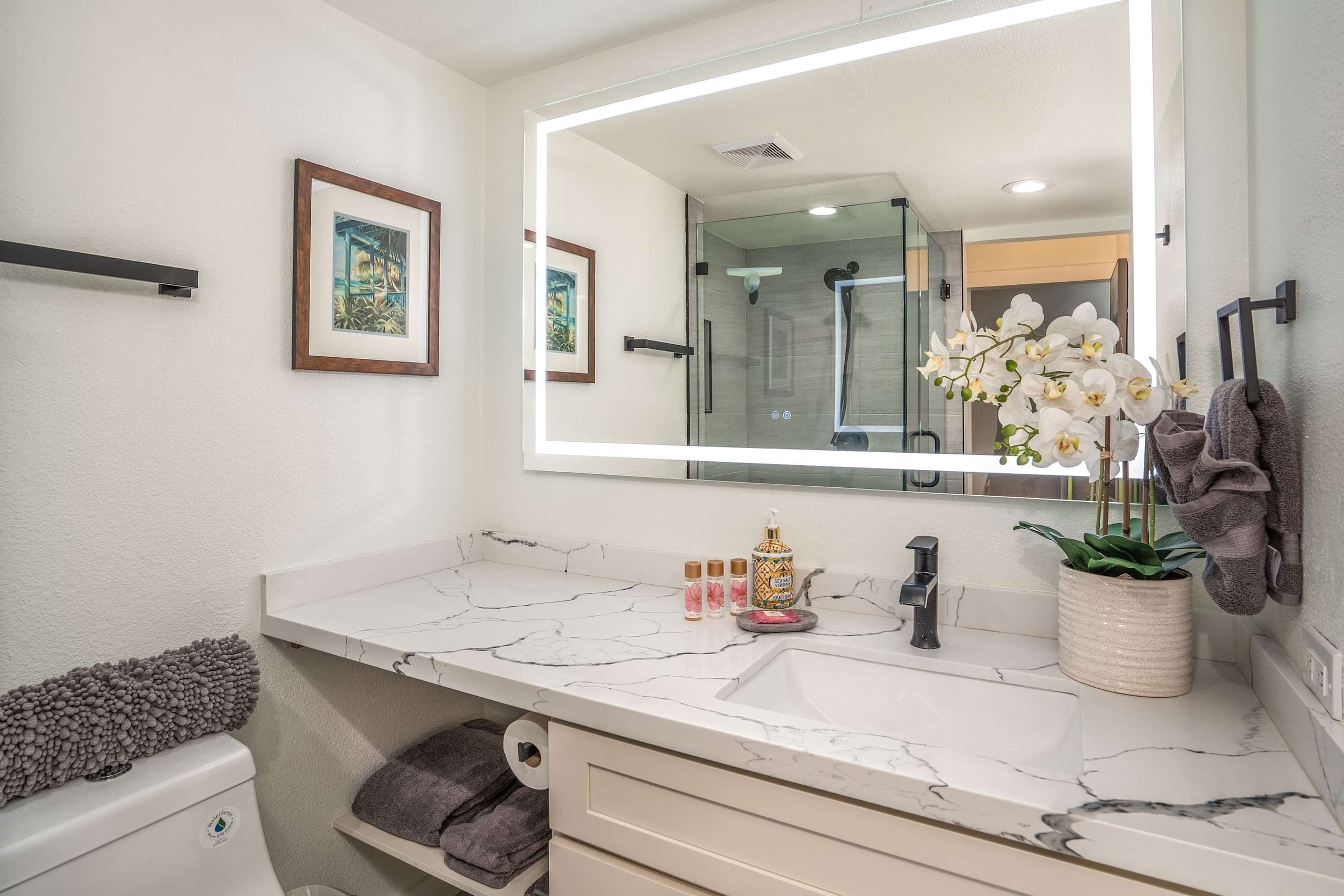 Condo in Kihei · ★4.86 · 1 bedroom · 2 beds · 2 private baths - Image 18