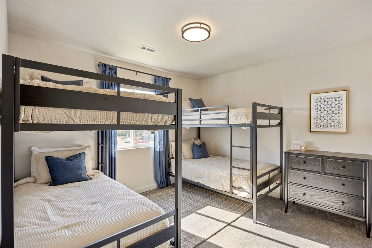 ოთახი ორარშემდგარი საწოლებით | 4 საძილე ადგილი