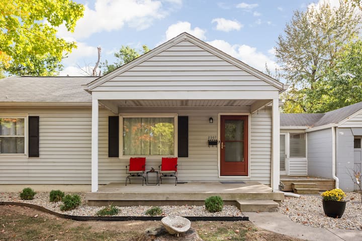 Pet-friendly Broad Ripple Home W/ Fenced Backyard - Indianapolis