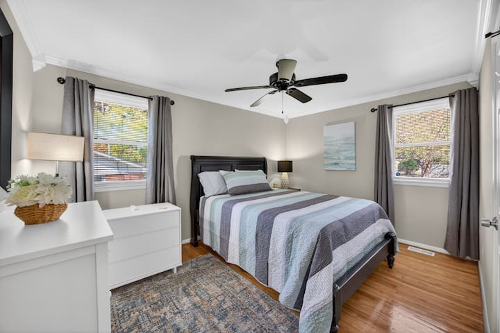 1906 Potomac Dr-24